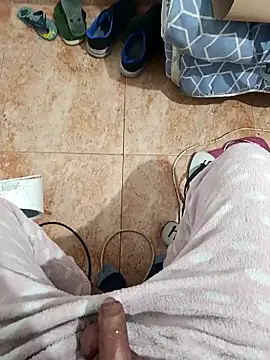 AngelOfMilfs69 webcam