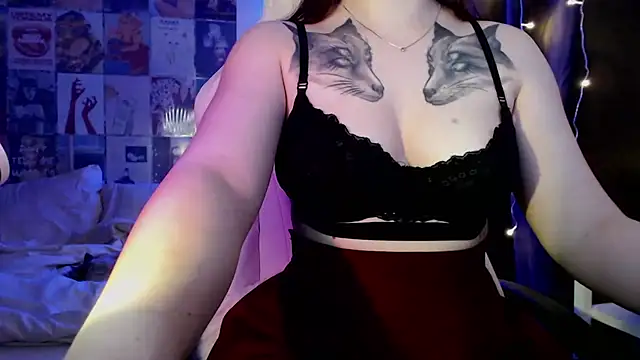 Goddess_AdelineQuinn webcam