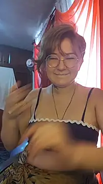 HunnyyLove webcam