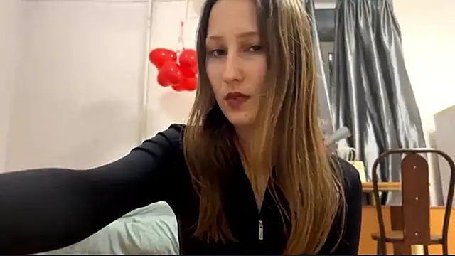 VickieKush webcam