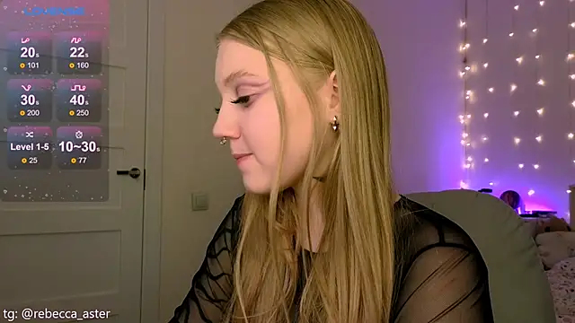 RebeccaAster webcam