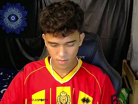 hugekenbigcock webcam