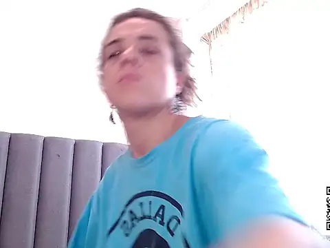 saara_johnson496 webcam