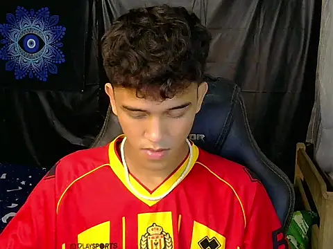 hugekenbigcock webcam