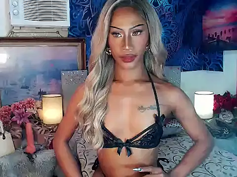 Tarah_MC_Collins webcam