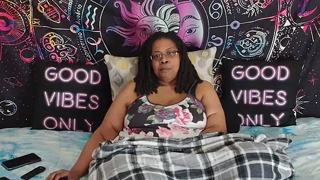 RENAESPLEASUREPALACE