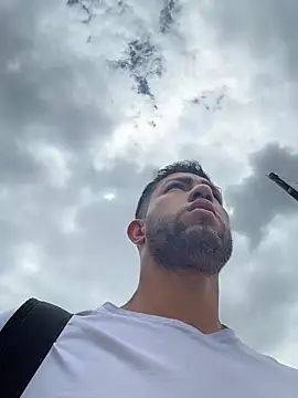 liam_bronw Live Webcam on Stripchat