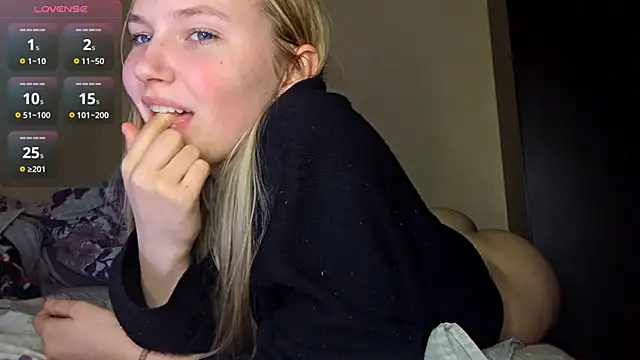 KarinRobertson webcam