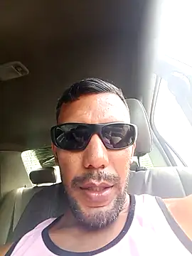 UnreadyChutzpa webcam