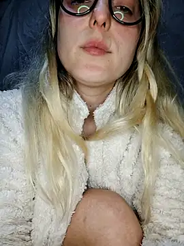 dolcehelena993 webcam