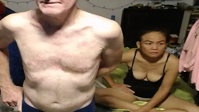 1CuteAndSexy69 webcam