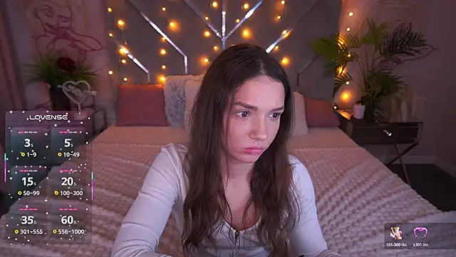 MirielleNymph webcam