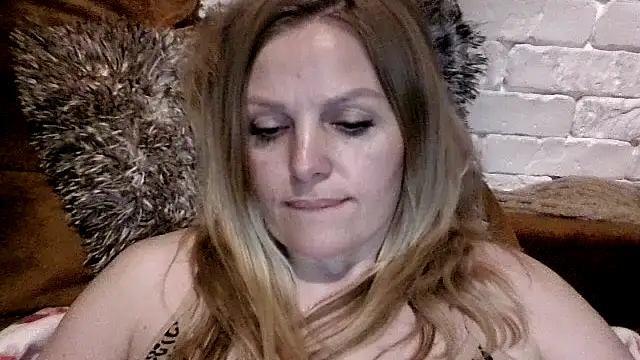 Angel_girllovemy webcam