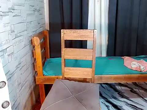 addicted_to_alex (M twink) - HELP ME REACH MY GOAL FOR MY TUTIION