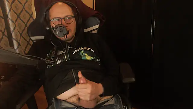 chicostick413 webcam