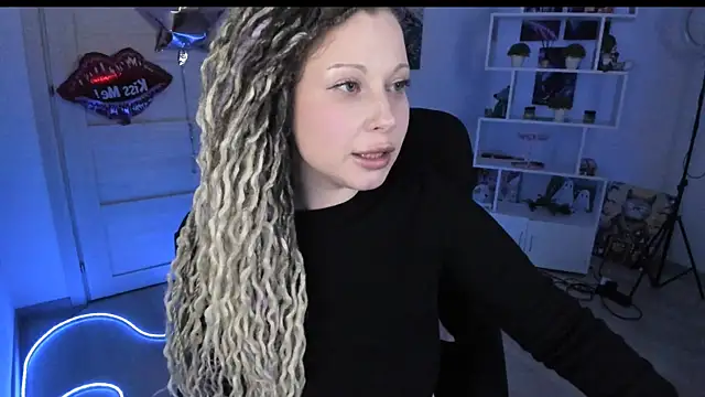 HoneySallyMoore webcam