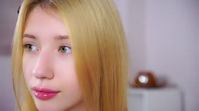 sunnivacovil - SunnivaCovil's free webcam - UK Sex Cams