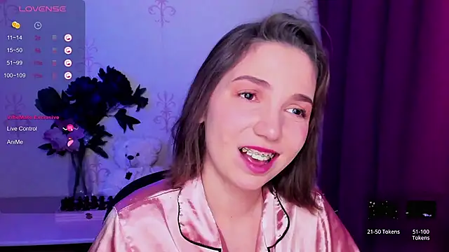 kindhazelhere_ - KindHazelHere_'s free webcam - UK Sex Cams