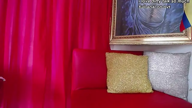 mia_beatles Live Webcam on Stripchat