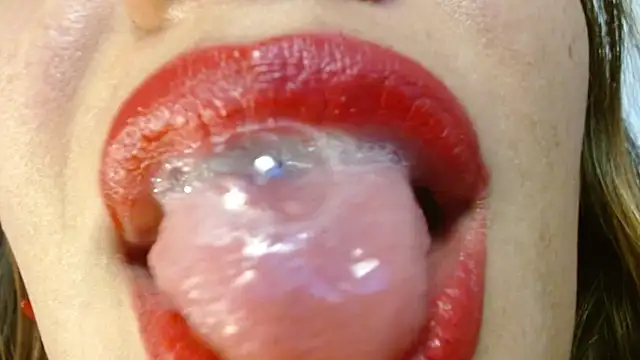 miss_evoleth2 webcam