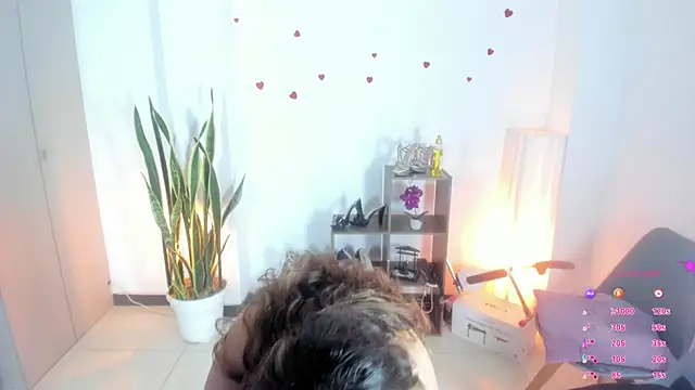 MontserratMarie webcam