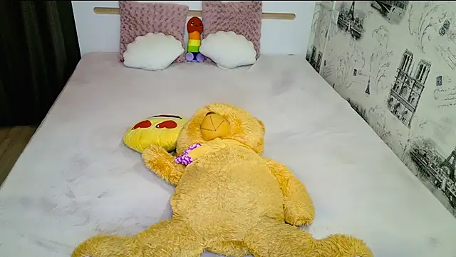 lovely-eyes - Lovely-eyes's free webcam - UK Sex Cams