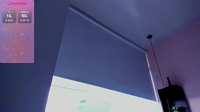 violet_myerrs webcam