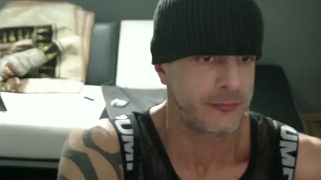 slavic_boy_39 webcam