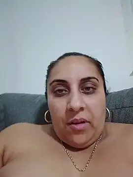 AntoAntonianna webcam