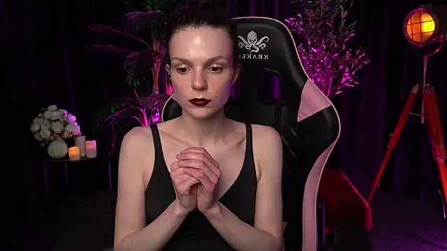 Wild_Alice_me webcam