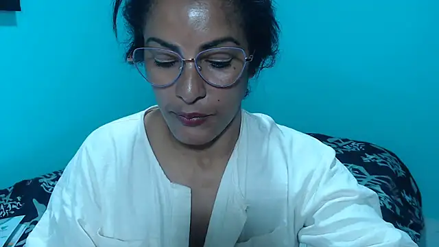 kateleyagrey - Kateleyagrey's free webcam - UK Sex Cams