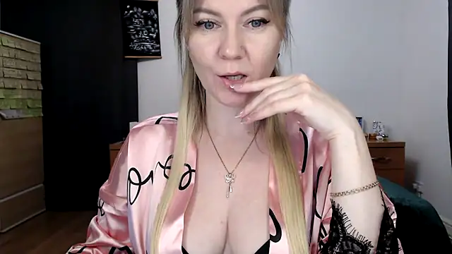 ParadiseAlina webcam