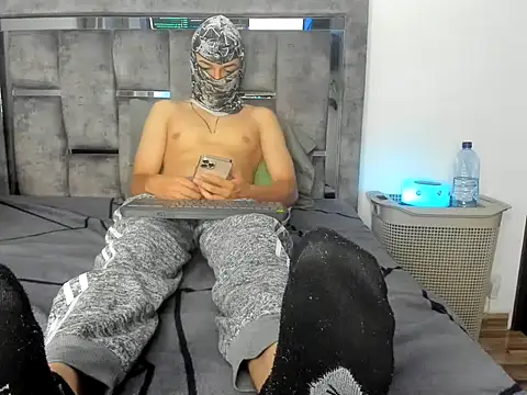 Master_Ruthless77 webcam