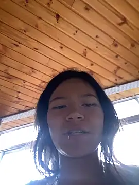 Ninffa_pinkk21 webcam
