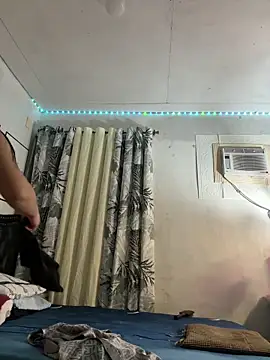 Miss_Deliciousness webcam