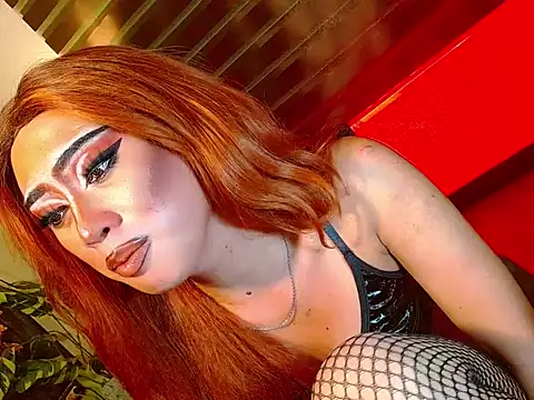 HOLLYWOOD_QUEEN_88 webcam