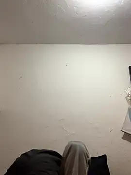 KarlyAndDavey webcam