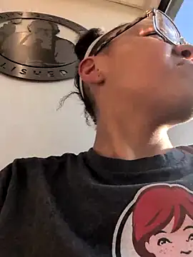 Synfulsymone9 webcam