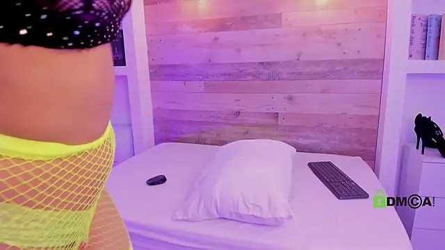 candy_summer28 webcam