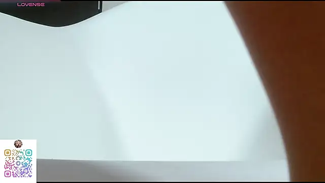 Betsy_Thonson webcam