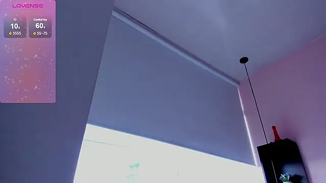 violet_myerrs webcam