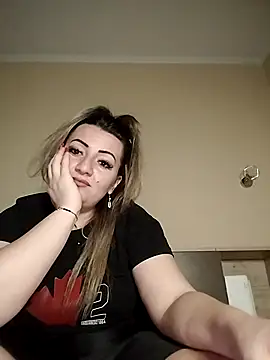 Sweetredvelvet webcam