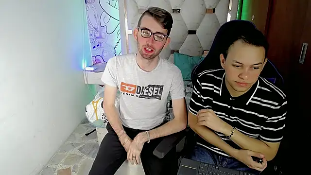 Top_and_bottom webcam