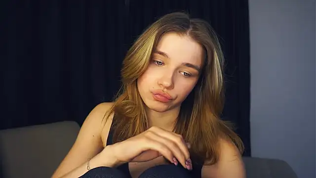 EarthaStinett webcam