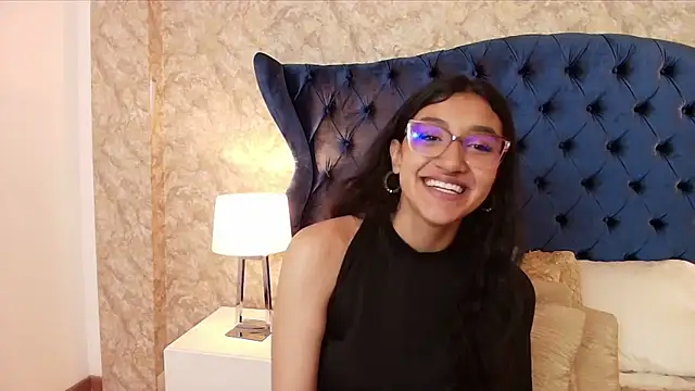 ValentiinaCruz webcam