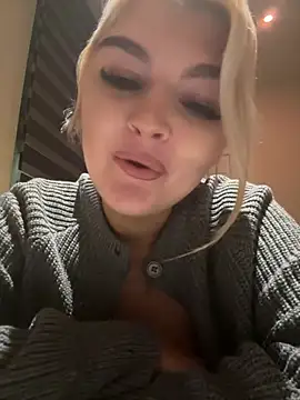 rosie-hipstergal webcam