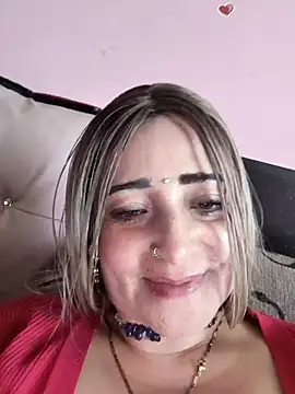 AlexadraJones3453 webcam