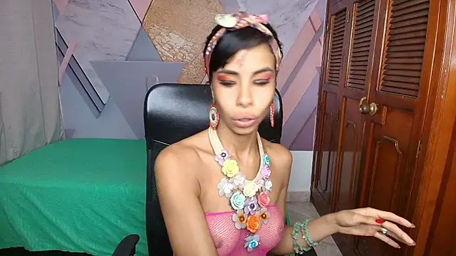 canela_salvaje webcam