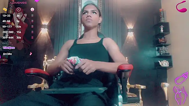 naomy_velez__ webcam