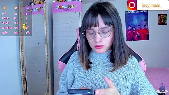 Lucyy-hess webcam